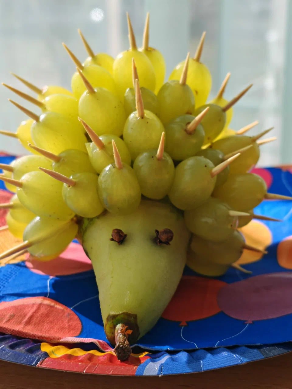 Поделка из винограда